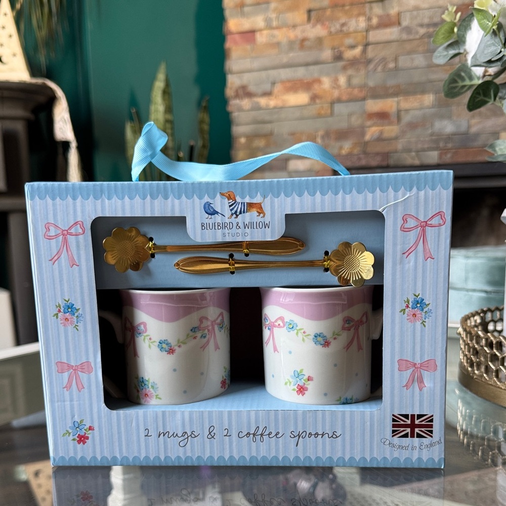 Floral Mugs & Spoon Set